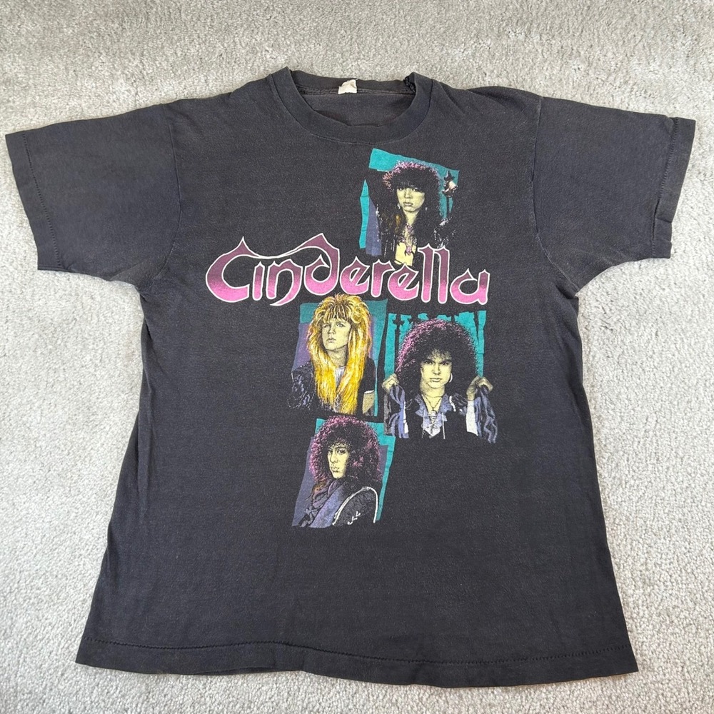 Vintage 1986 Cinderella Shakes The USA Band Concert T-Shirt Tour Black Size M